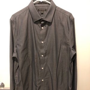 Banana Republic Dark Gray Slim Fit Dress Shirt - Size L